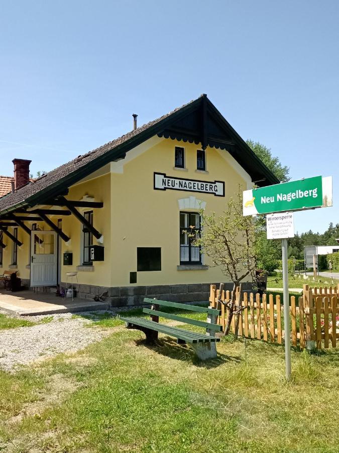 Апартаменты Nostalgie Bahnhof Гмюнд Экстерьер фото